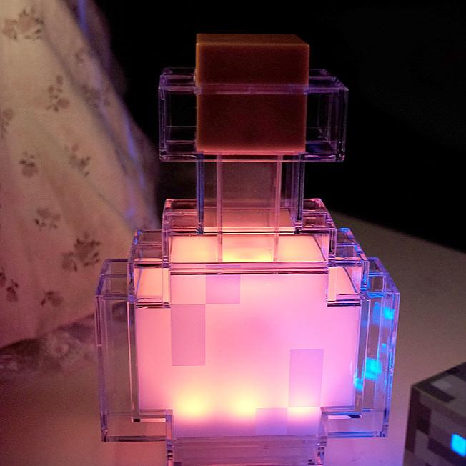 Rechargeable minecraft bottle